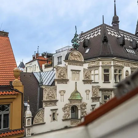 아파트 Wishlist Residences Skyloft Old Town Square *