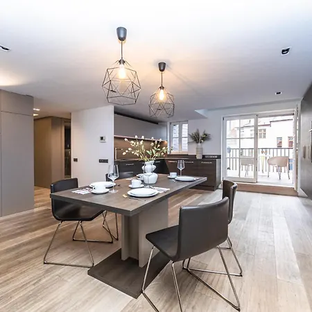 Apartamento Wishlist Residences Skyloft Old Town Square